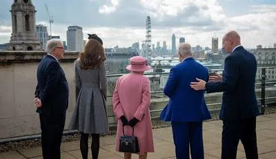 The Royal Party visit the 8th Floor terrace of Bush House.