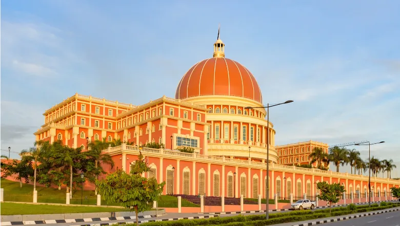 angola parliament 780x440 (shutterstock)