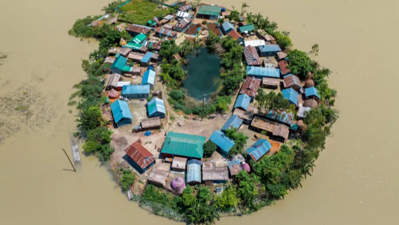 flooded village in bangladesh 780x440 shutterstock