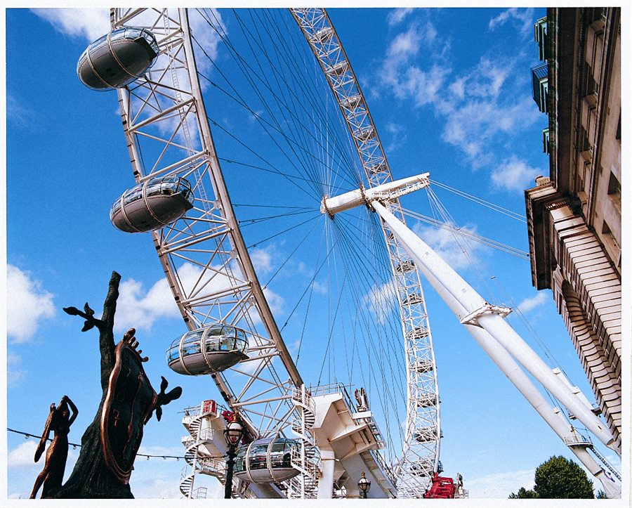 Lib Arts AoS London Eye