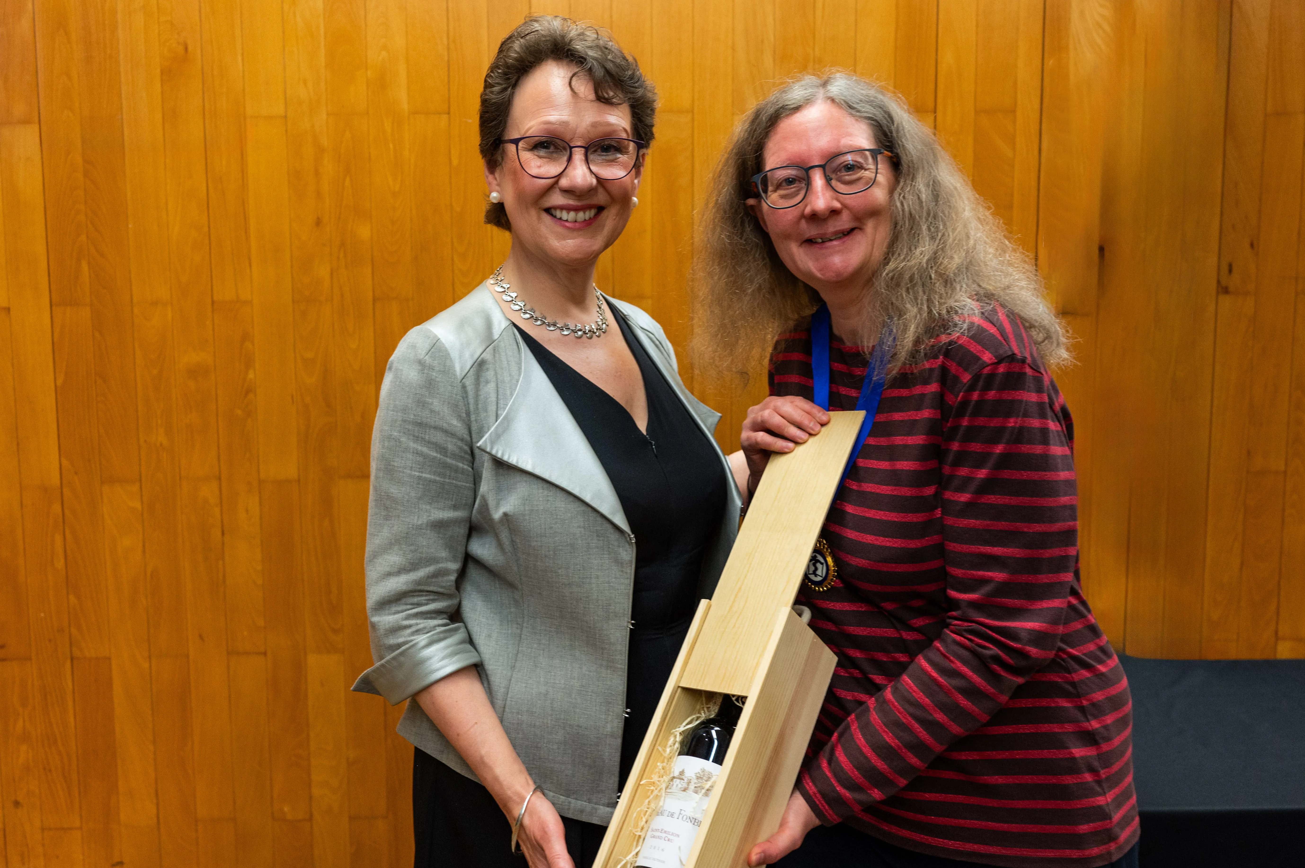 Professor Gallagher with Helen Nield, Head of Library and Knowledge Services at the British Dental Association, and President of the Lindsay Society for the History of Dentistry.