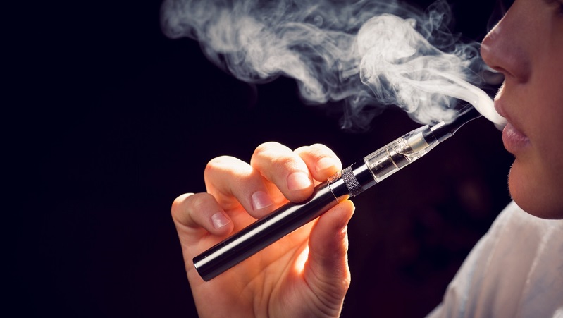 New report by King s researchers on vaping in England to inform