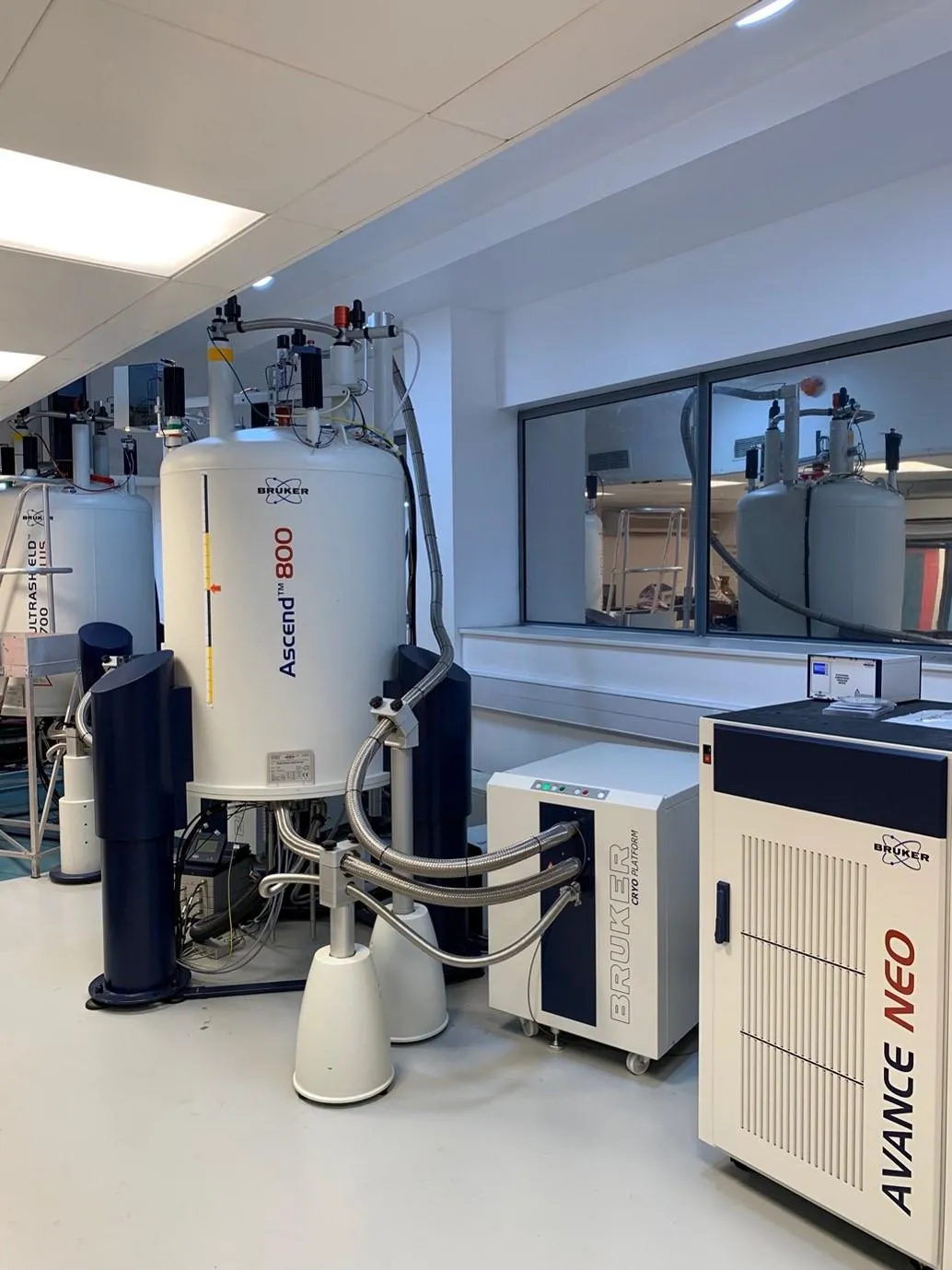 800 MHz NMR Spectrometer | King's College London