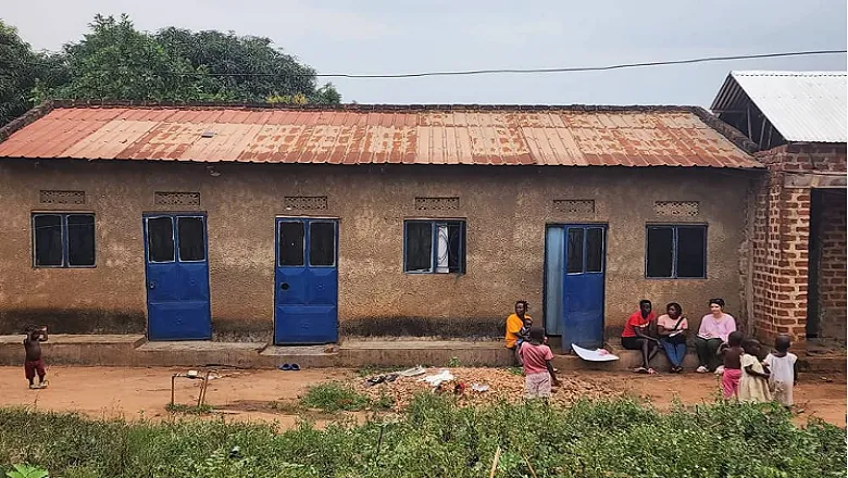 Migrant worker housing near Liaoshen Industrial Park, Kapeka, Uganda