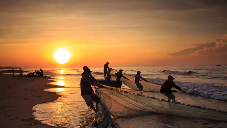 Vietnam fishermen