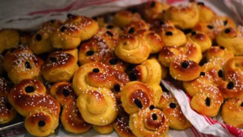 Swedish Saffron buns